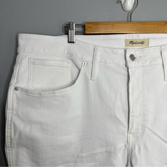 MADEWELL Pure White 10” High-Rise Skinny Distressed Jeans - Picture 3 of 6